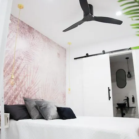 Deluxe Lineros 34 Con Parking A 150 Mts Apartman