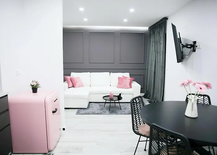 Διαμέρισμα Deluxe Lineros 34 Con Parking A 150 Mts *