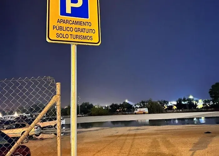 Διαμέρισμα Deluxe Lineros 34 Con Parking A 150 Mts *